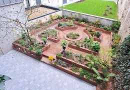 AMÉNAGEMENT D’UN JARDIN EN VILLE